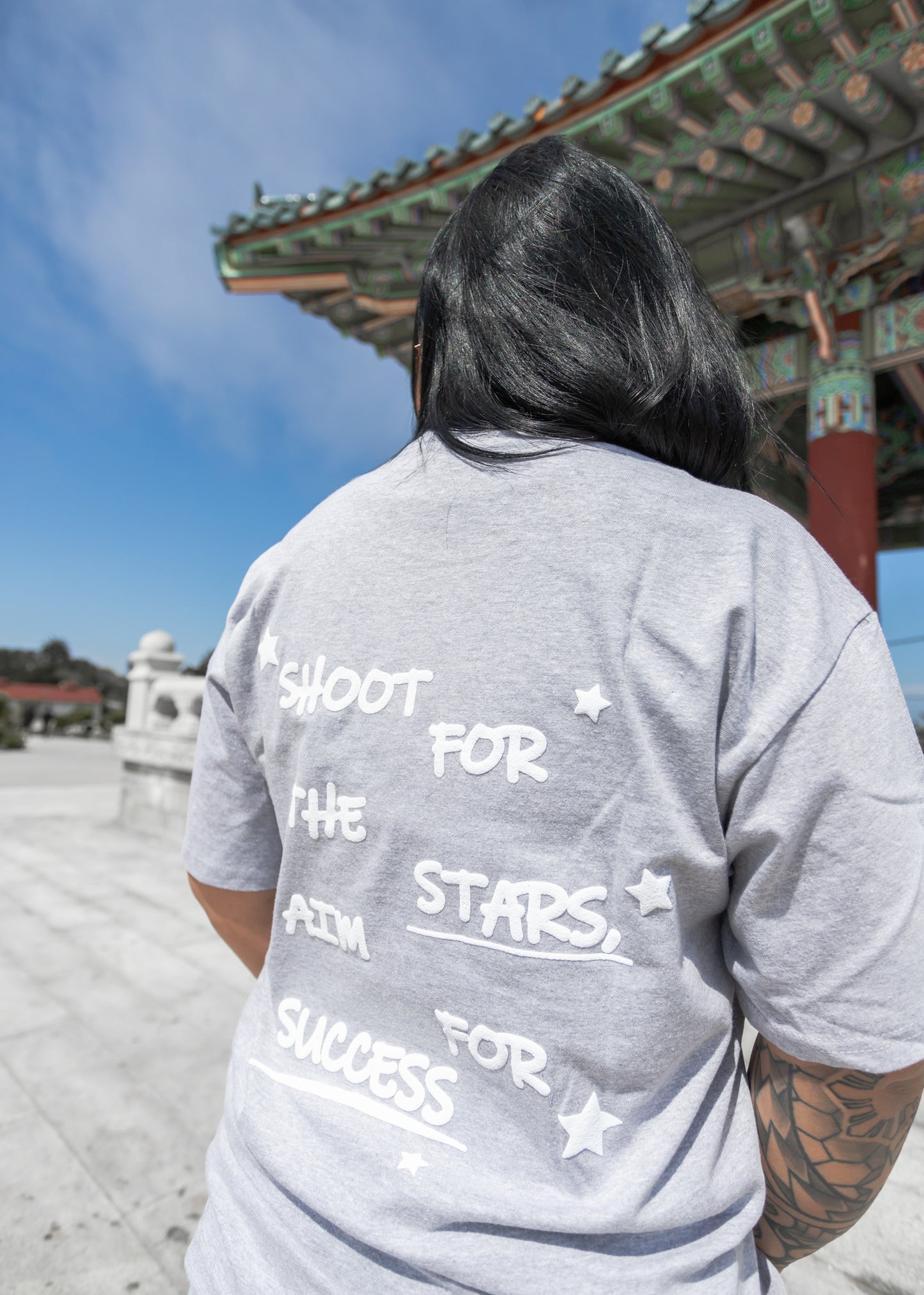 Shoot for the STARS Puff Print T-shirt GRAY